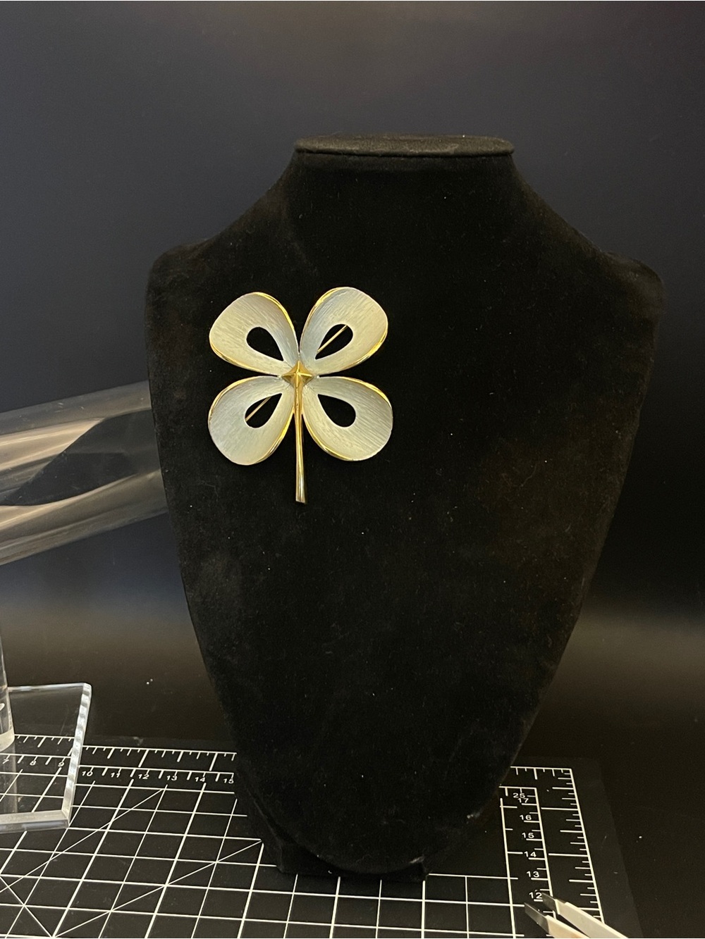 Vintage Park Lane Four Leaf Clover Brooch Two Tone Gold Silver Large Pin